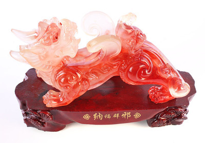納福貔貅擺件 融合傳統(tǒng)風(fēng)水與現(xiàn)代工藝的家居裝飾佳品
